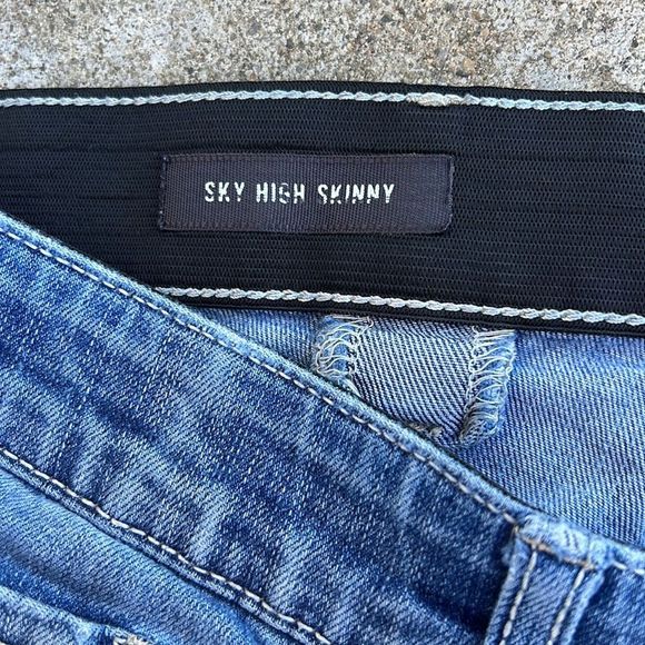 Torrid Sky High Skinny Jeans Size 24XT - Picture 4 of 7